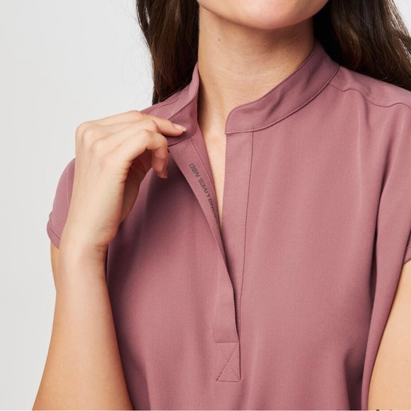 FIGS Scrub Top and Bottoms Mauve NWT - Picture 4 of 15